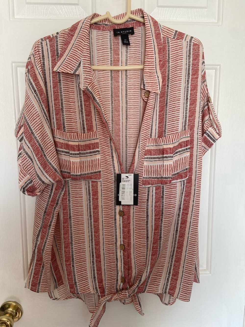 I.N. Studio Red and White Striped Button-Front Tie-Hem Shirt